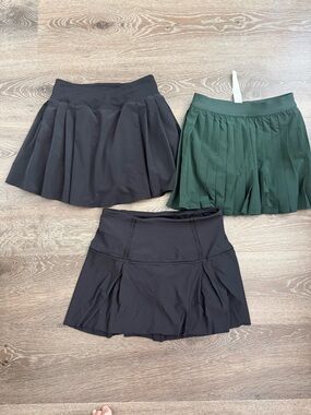lululemon athletica Women's Tennis/Active Skirts - Black & Dark Green
